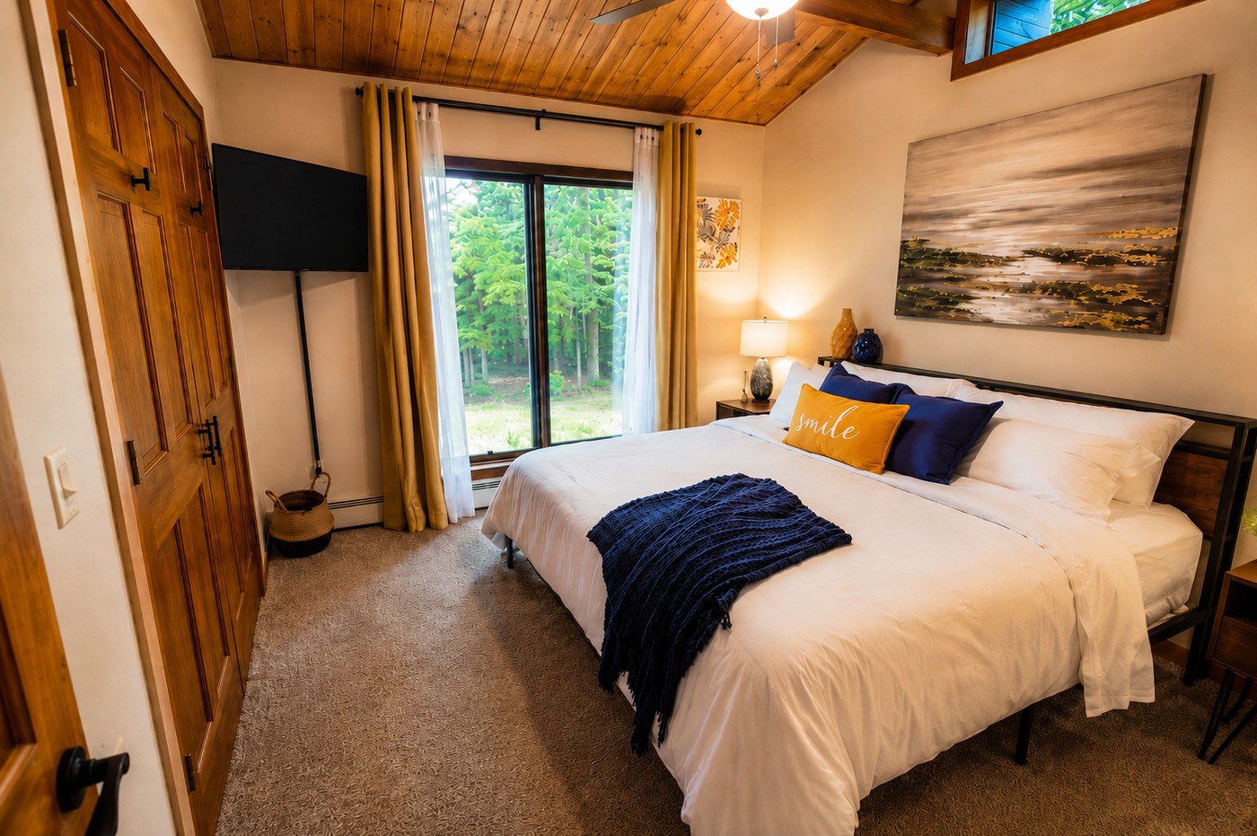 King Suite with wooded views